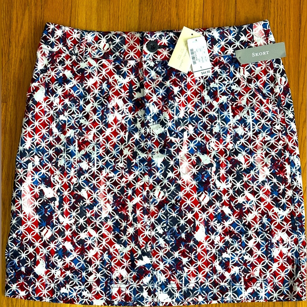 Christopher & Banks NWT size 6, New with Tags Patriotic Skort New with Tags!